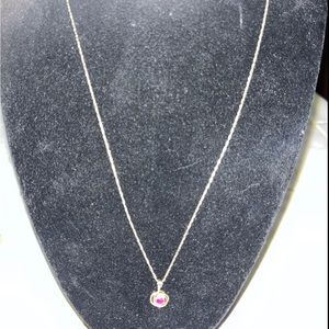 Estate vintage 10 k yellow gold and sapphire pendant.